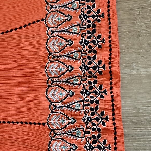 Joie Embroidered Dress size medium - Picture 9 of 9